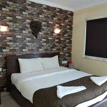 Hotel Lucky Star Kolva Kültér fotó
