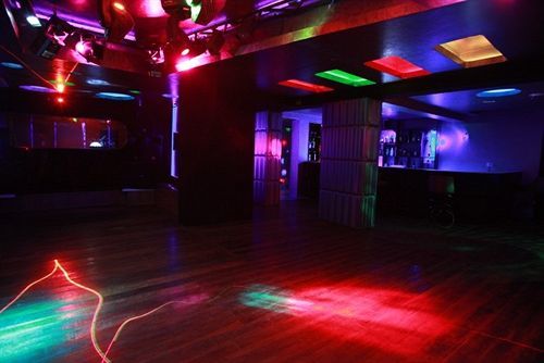 Hotel Lucky Star Kolva Kültér fotó