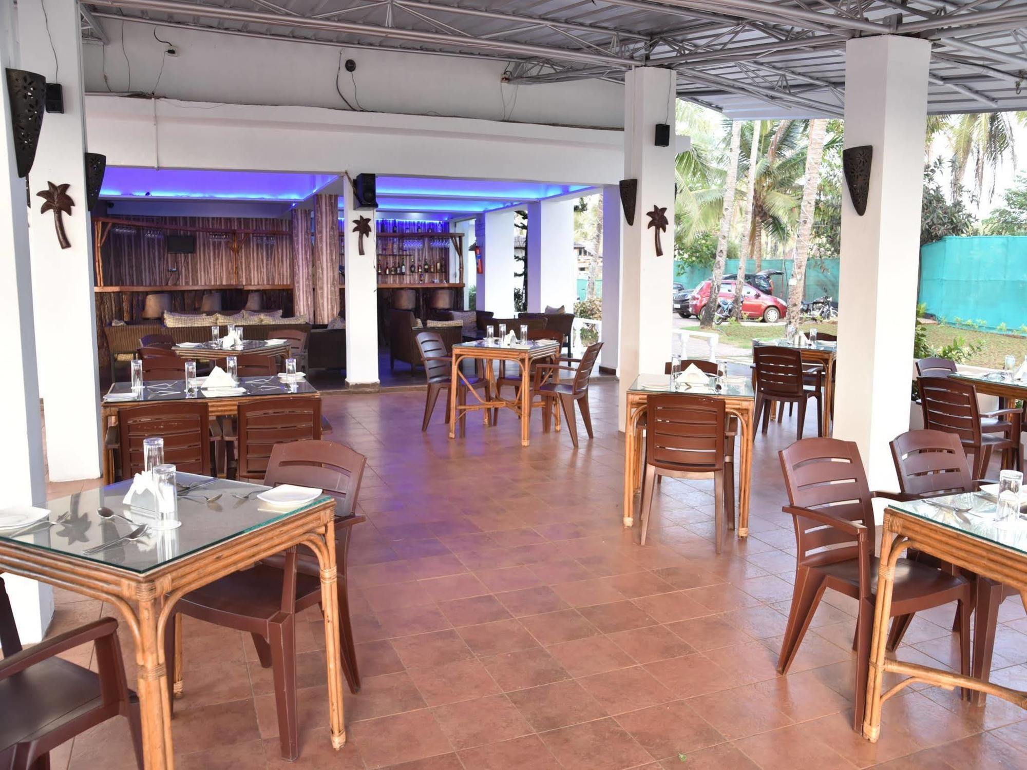 Hotel Lucky Star Kolva Kültér fotó